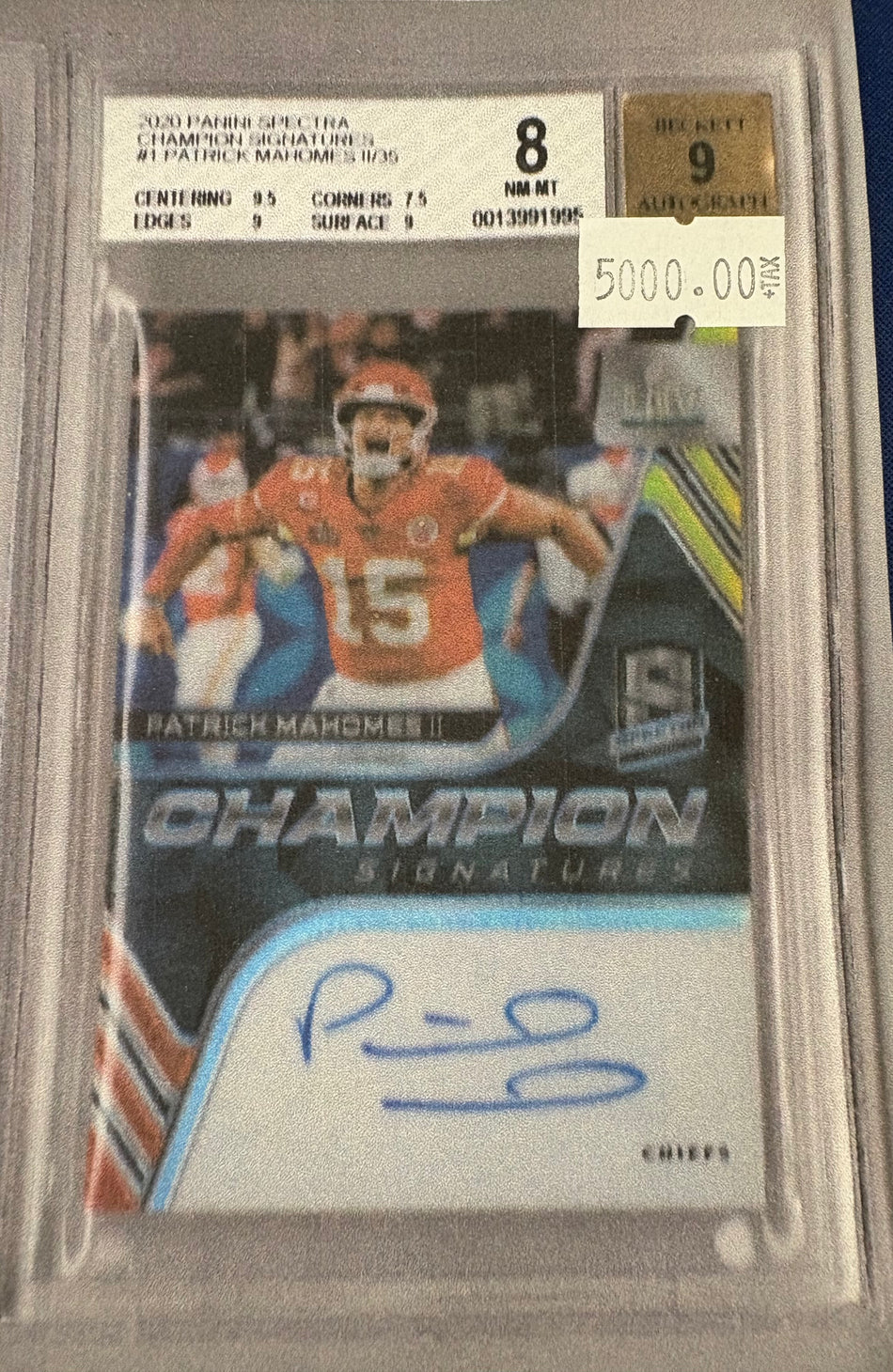 2020 PANINI SPECTRA PATRICK MAHOMES CHAMPION SIGNATURES /35 BGS 8 AUTO 9