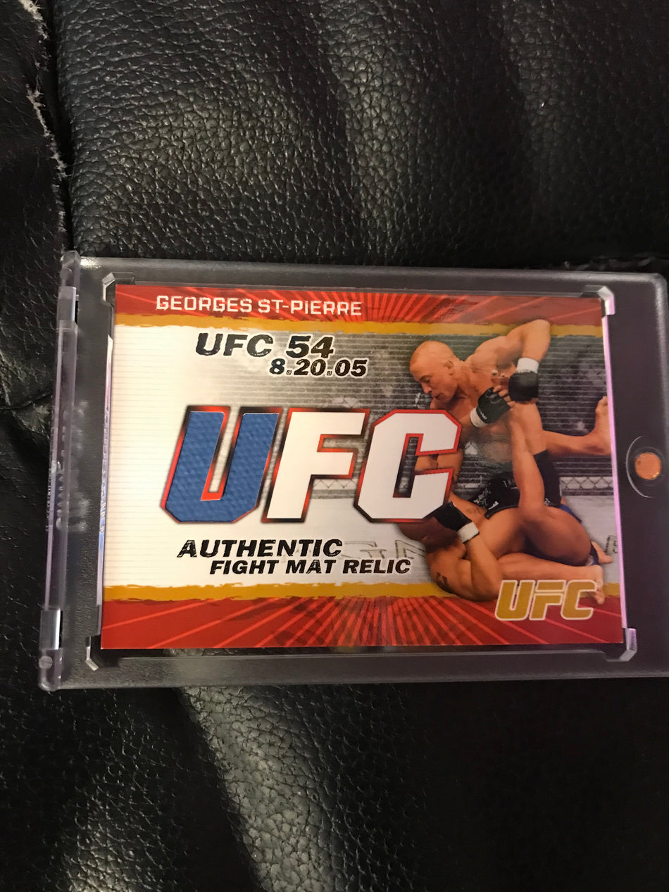 TOPPS 2009 UFC 54 Georges St. Pierre Authentic Fight Mat Relic FM-GSP 133/199