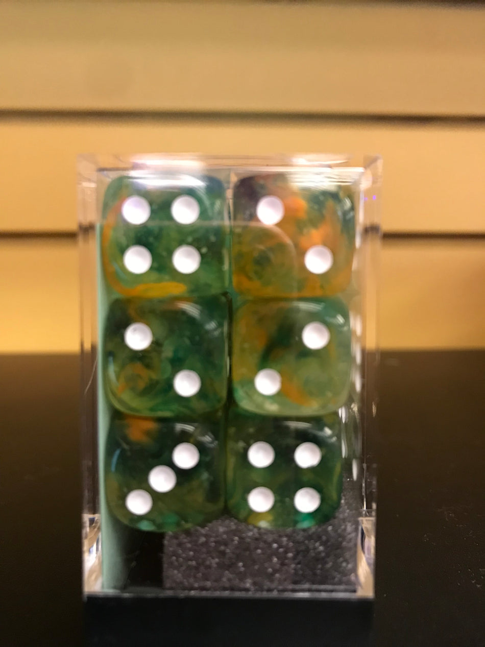 SIGNATURE 16MM DICE BLOCKS SPRING/WHITE