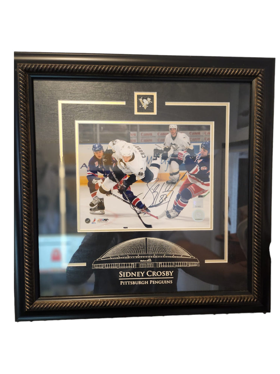 SIDNEY CROSBY 18x19 Autograph Framed Picture